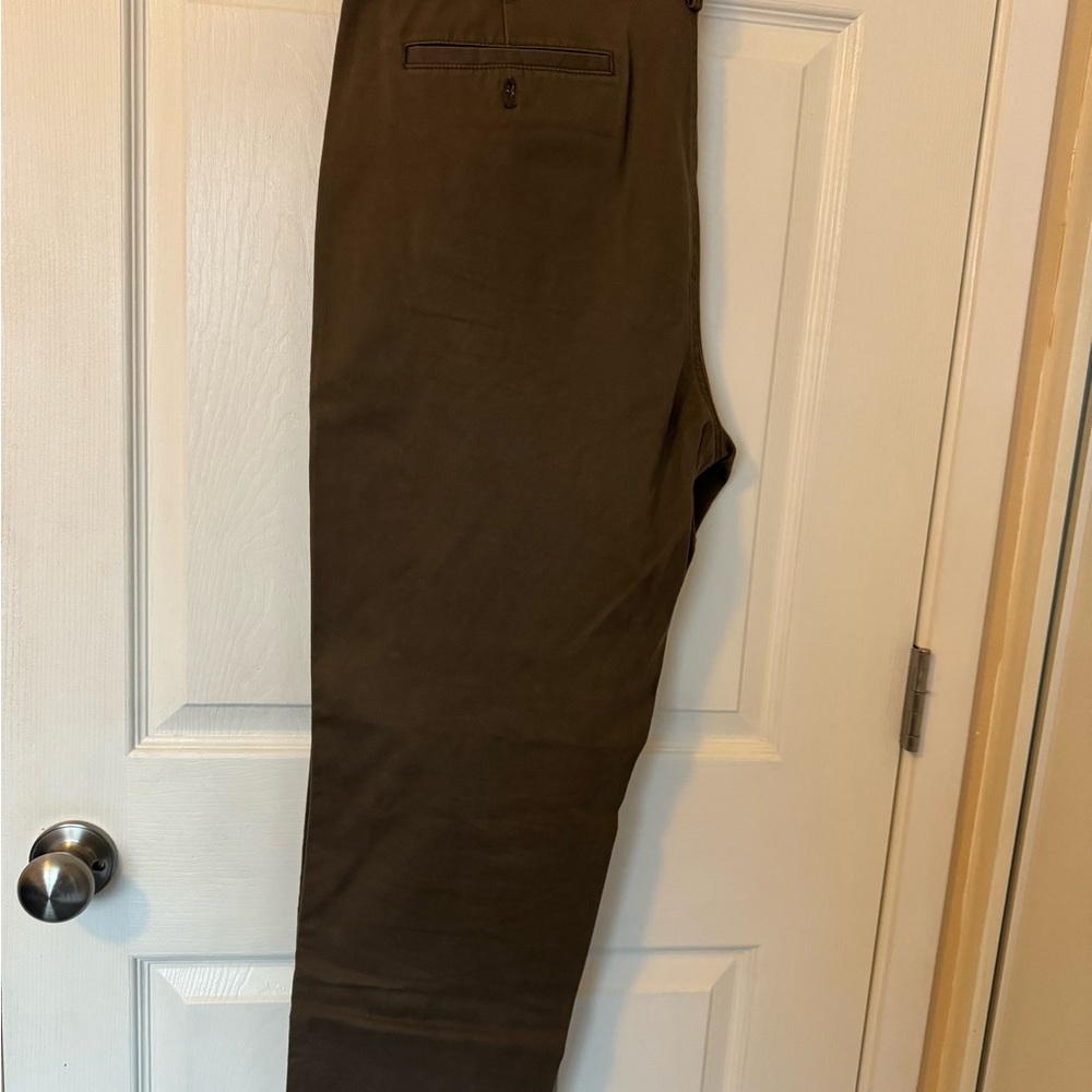 Joseph Abboud stretch brown pants - size 38x30.